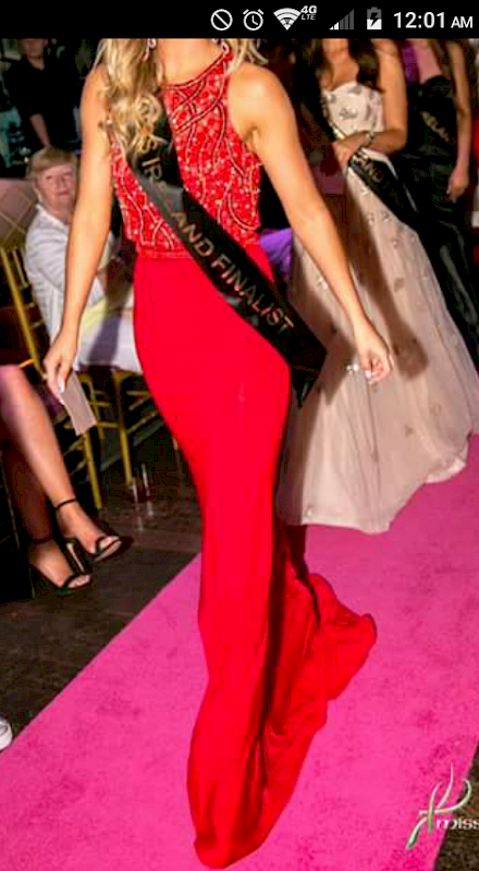 Head Turner dress