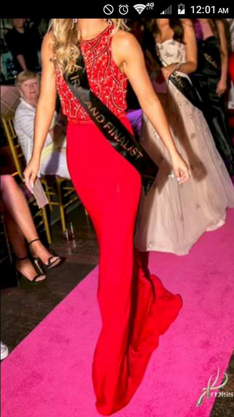 Head Turner dress