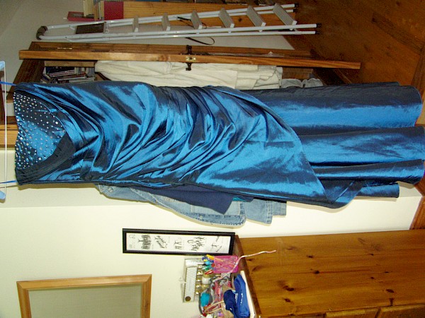 stunning dark blue