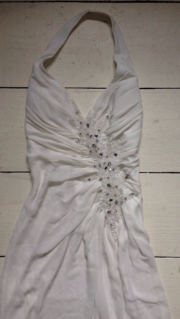 White backless embellished grad dress