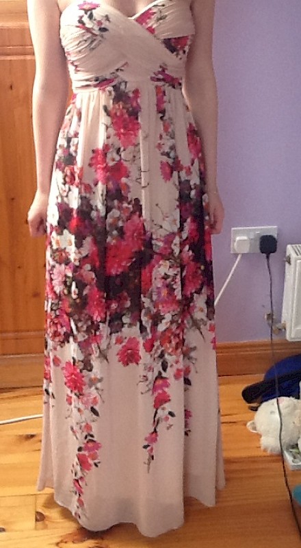 Stunning dress!